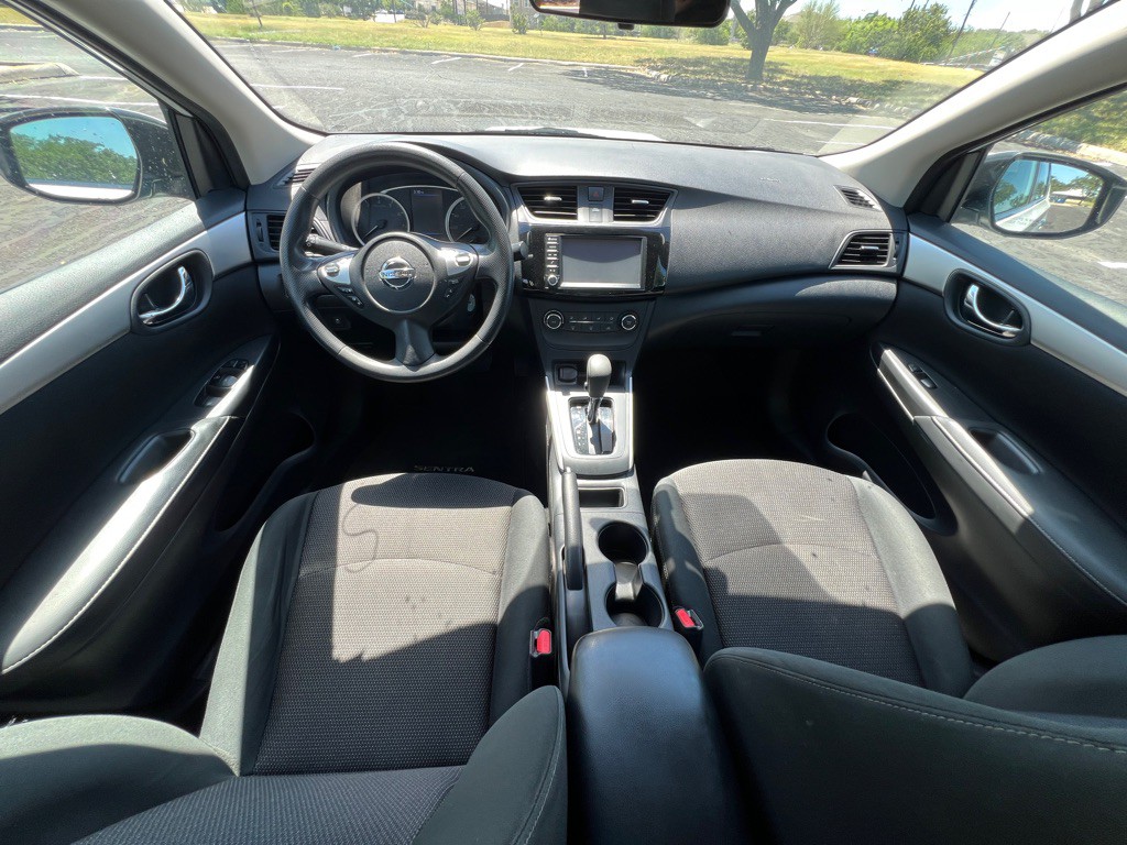 2019 Nissan Sentra Image 5