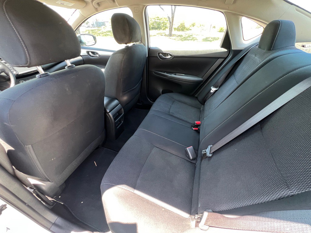 2019 Nissan Sentra Image 8