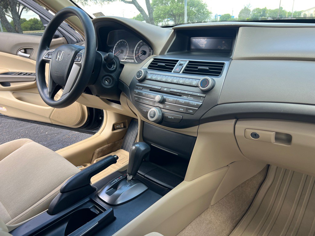 2008 Honda Accord Image 5