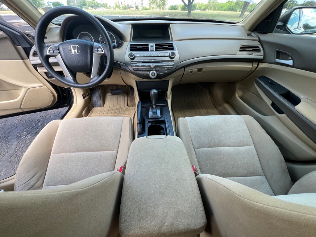 2008 Honda Accord Image 6