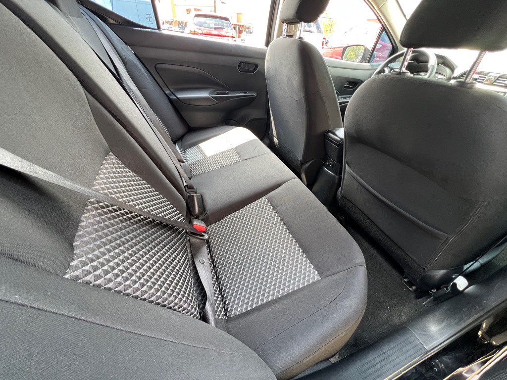 2020 Nissan Versa Image 1