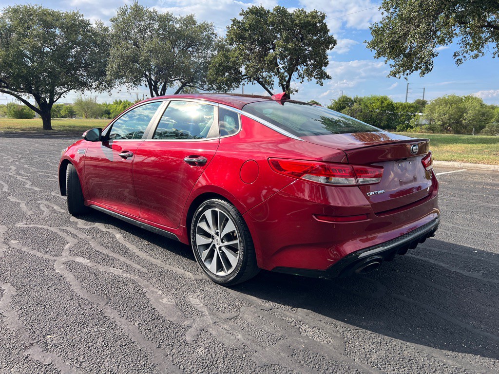 2019 Kia Optima Image 4