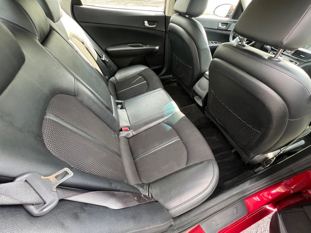 2019 Kia Optima Image 7