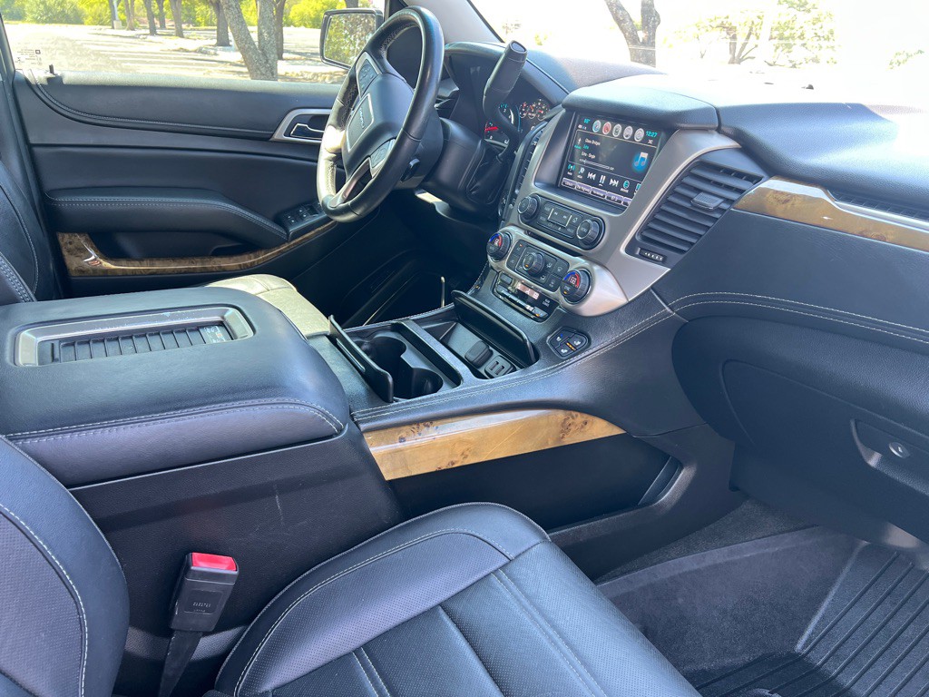 2017 GMC Yukon Image 5