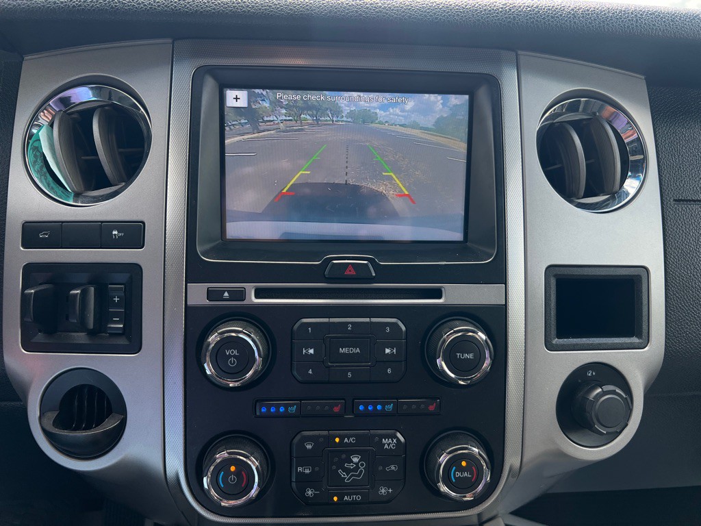 2017 Ford Expedition Image 5