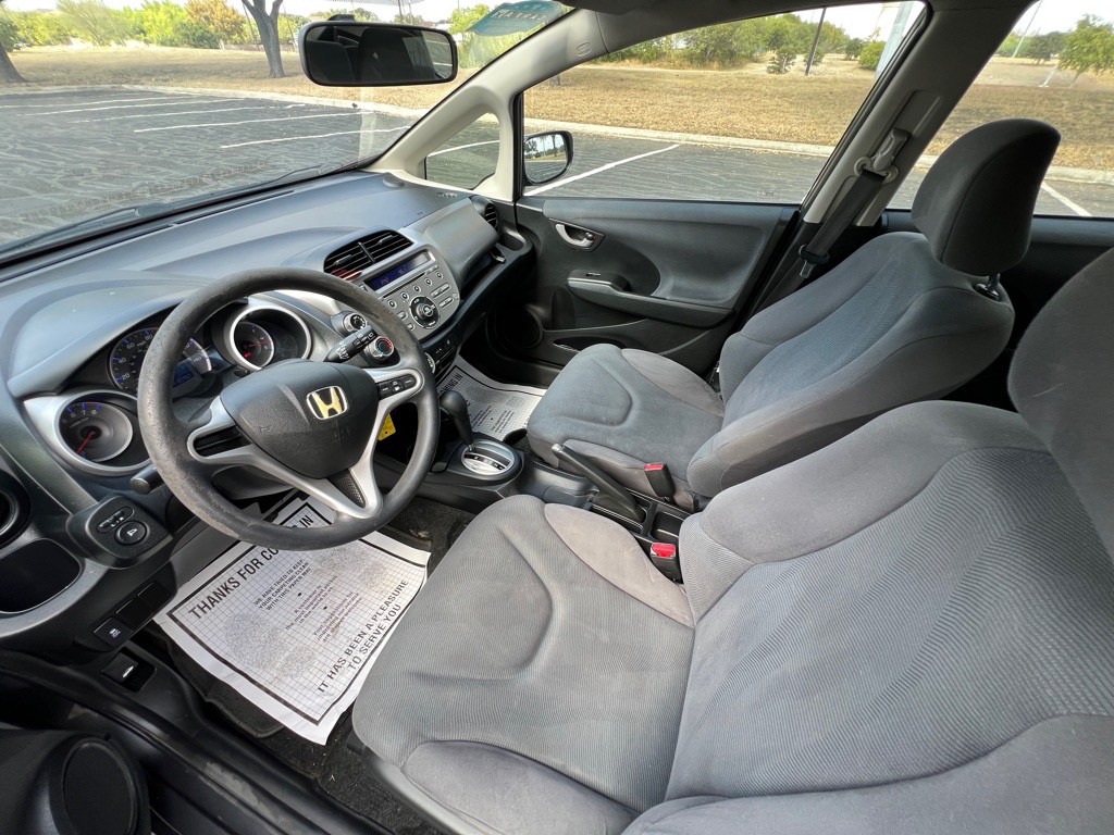 2013 Honda Fit Image 5