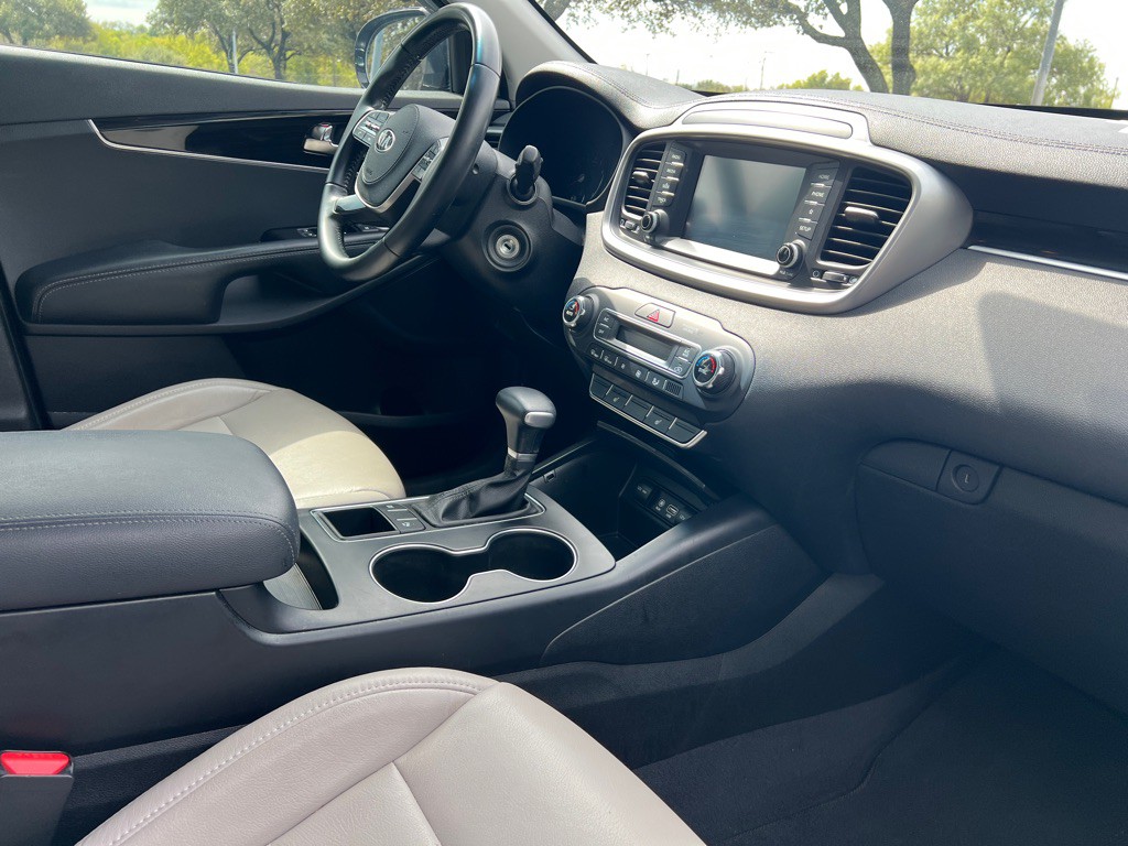 2019 Kia Sorento Image 6