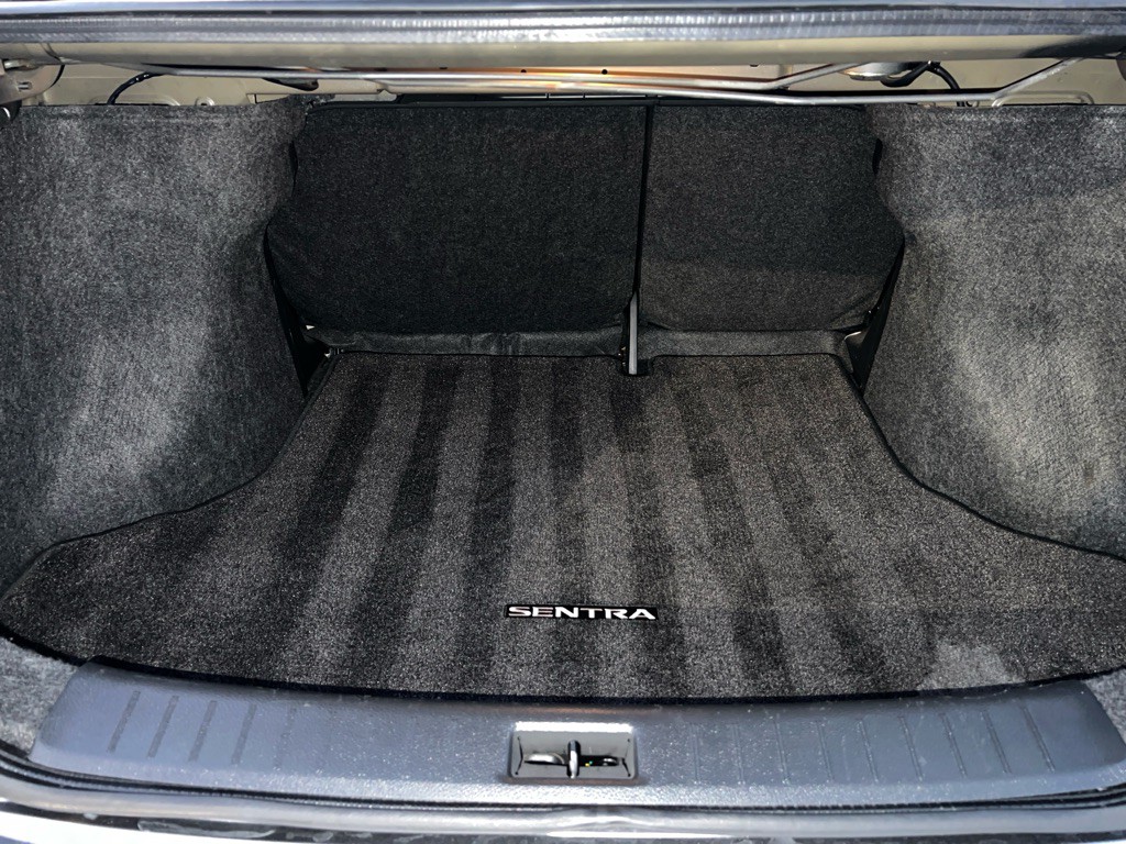 2016 Nissan Sentra Image 7