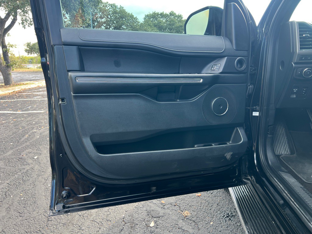 2018 Ford Expedition Image 9