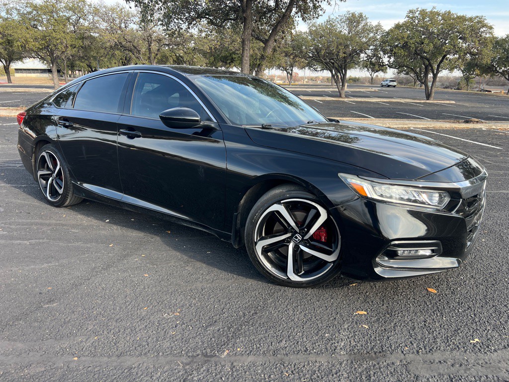 2018 Honda Accord Image 2