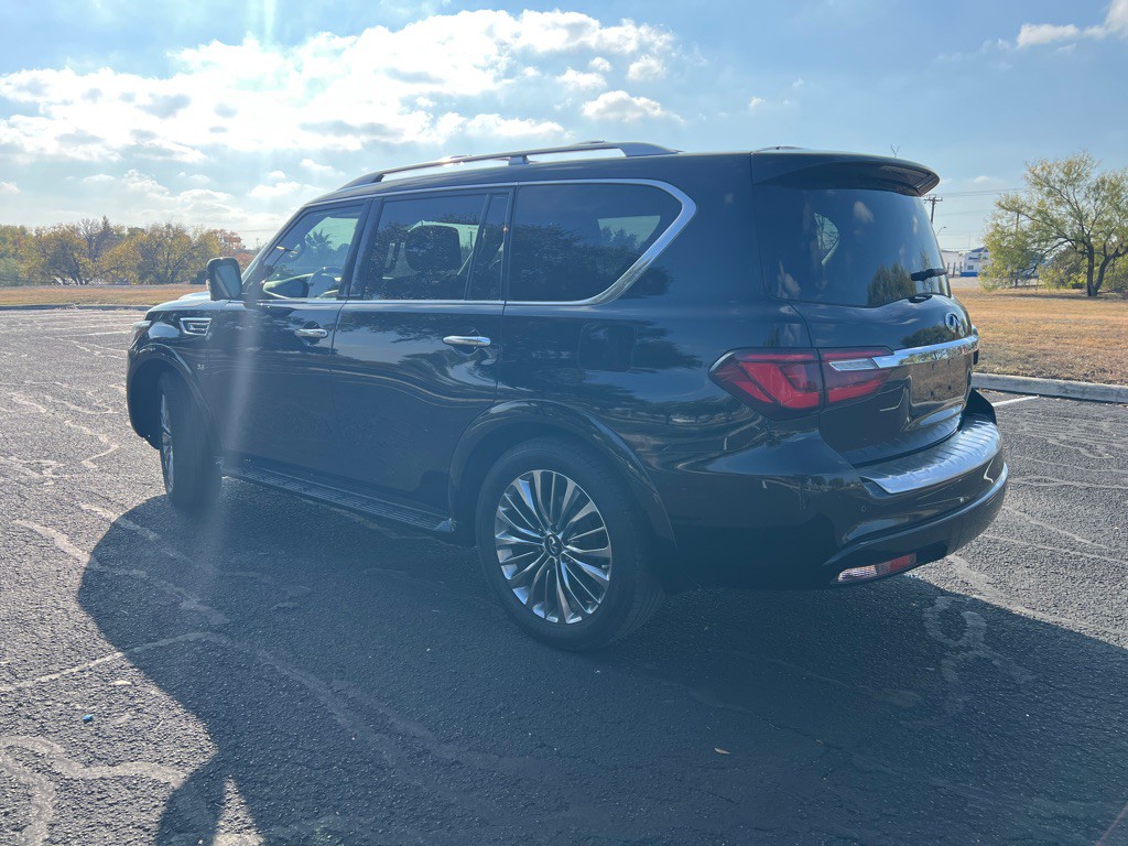 2019 INFINITI QX80 Image 4