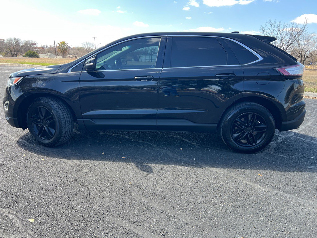 2018 Ford Edge Image 2