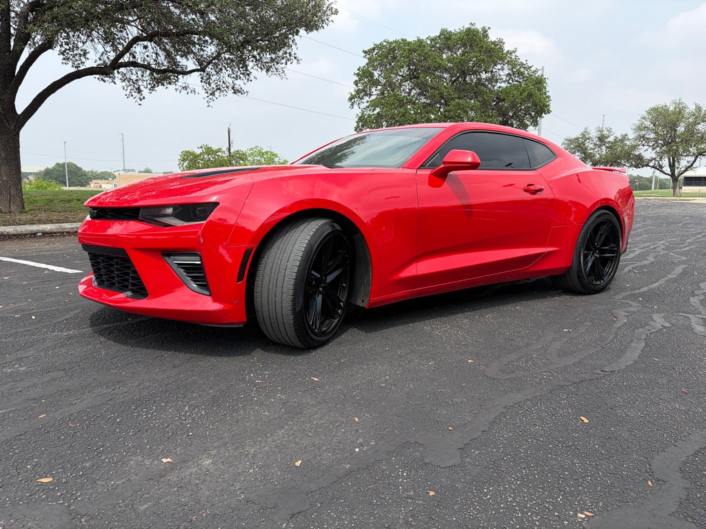 2018 Chevrolet Camaro Image 3