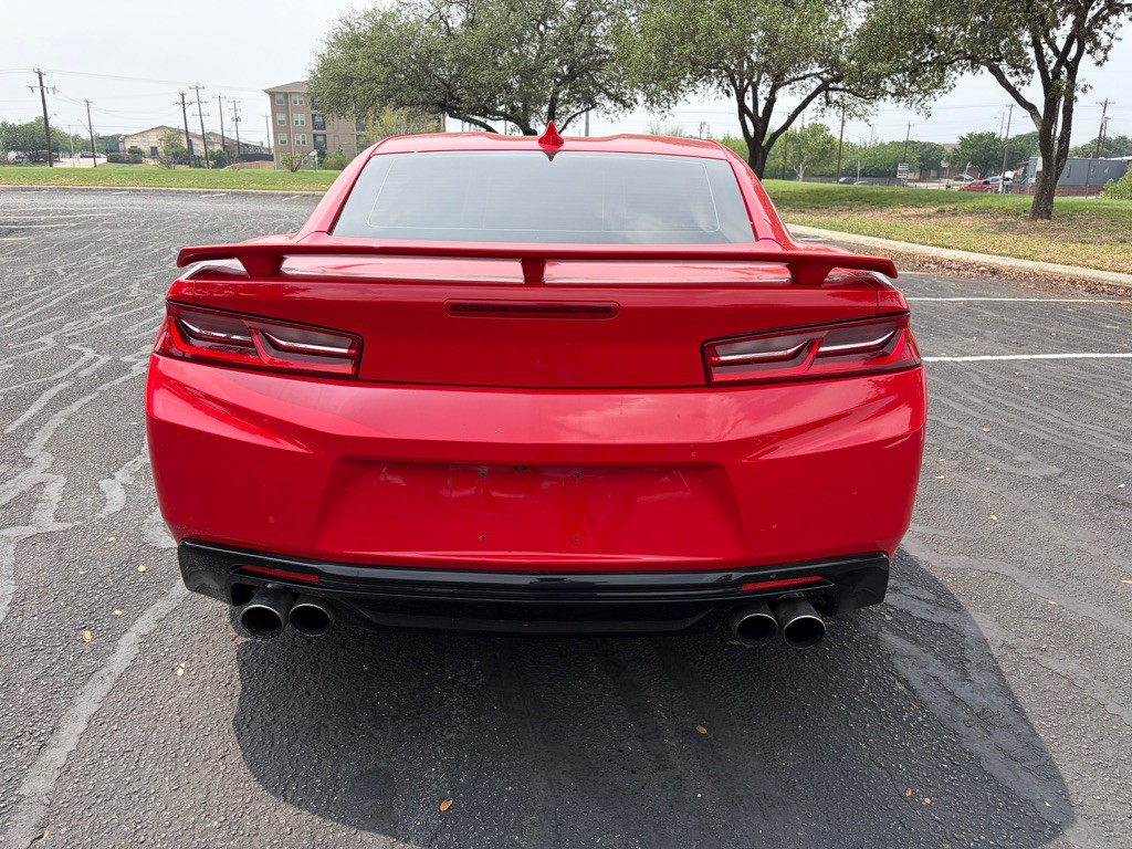 2018 Chevrolet Camaro Image 6