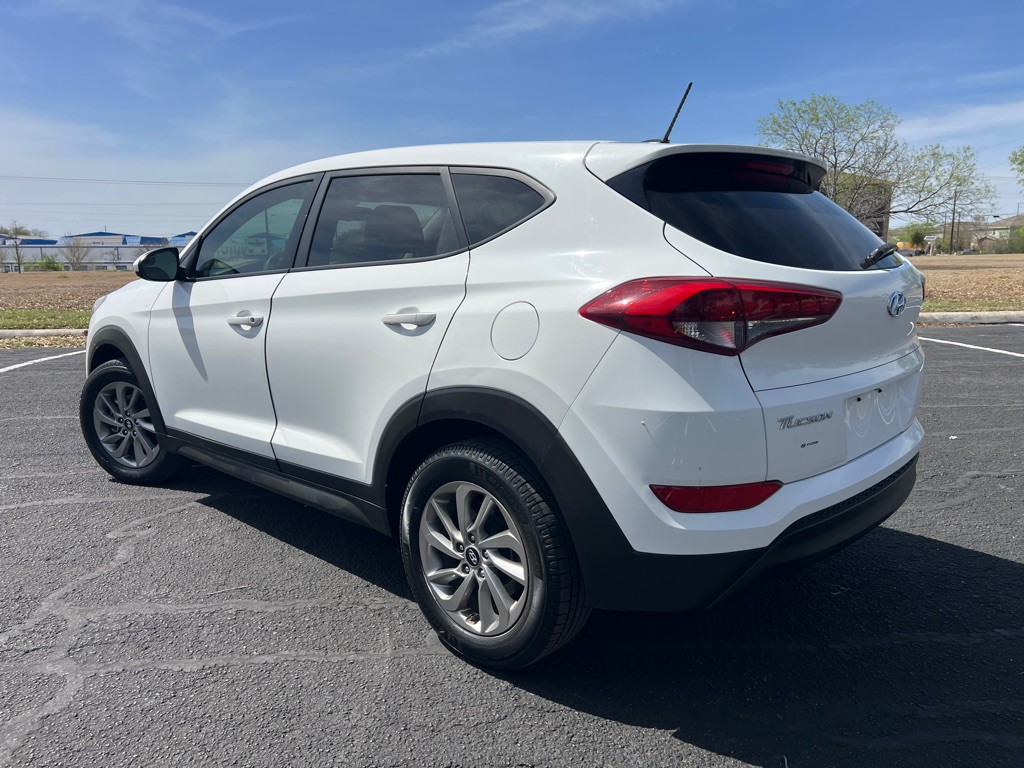 2017 Hyundai Tucson Image 4