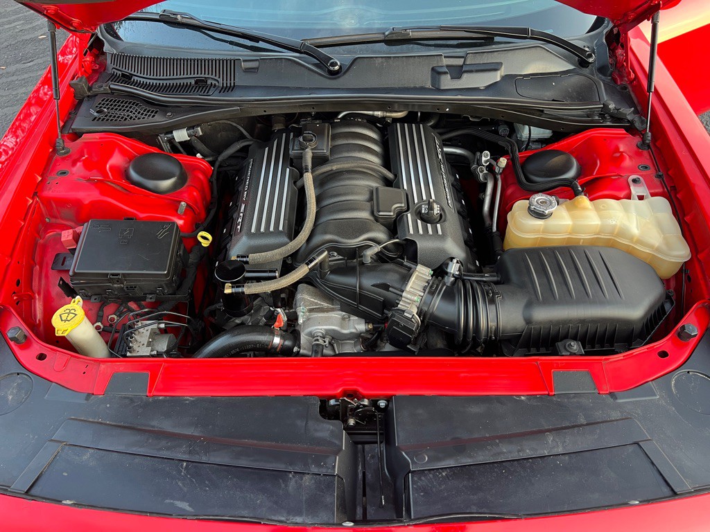 2016 Dodge Challenger Image 7