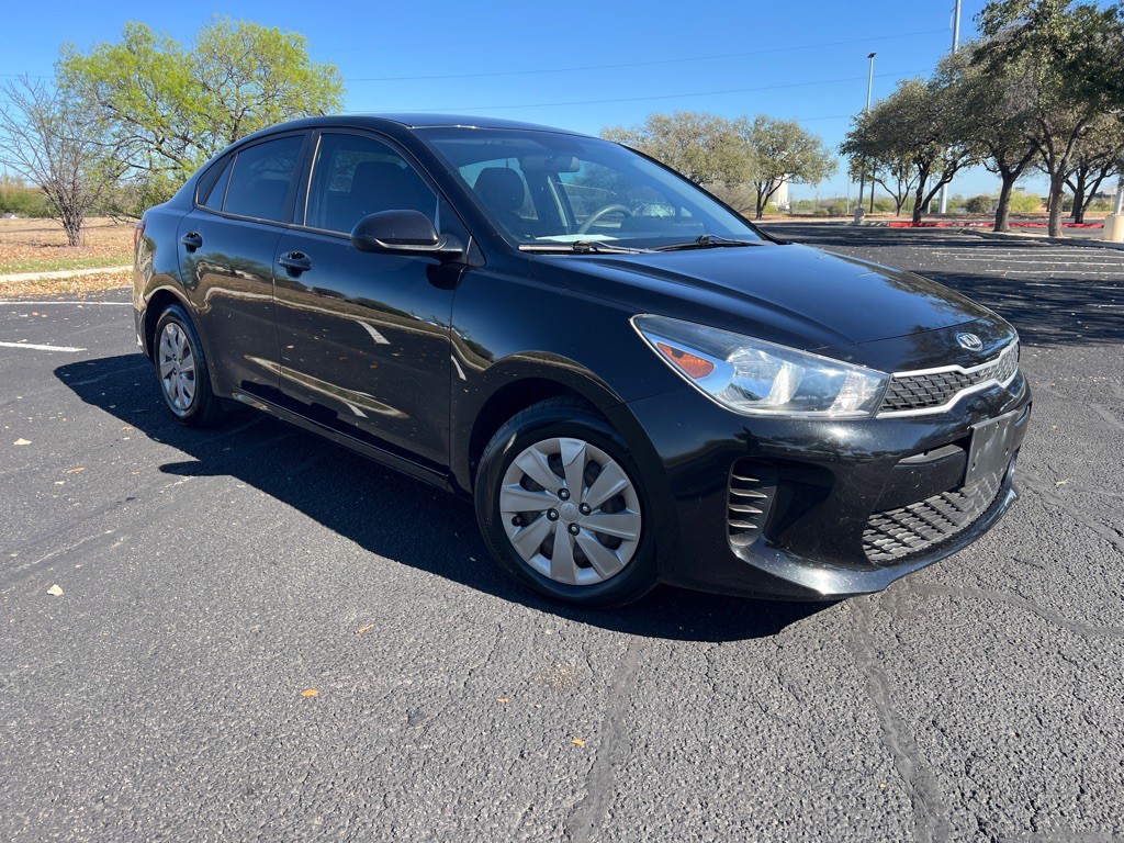 2020 Kia Rio Image 2