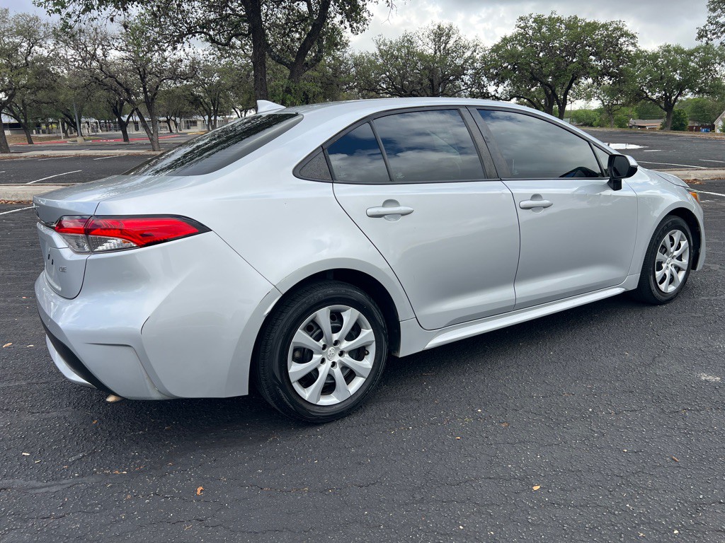 2020 Toyota Corolla Image 2