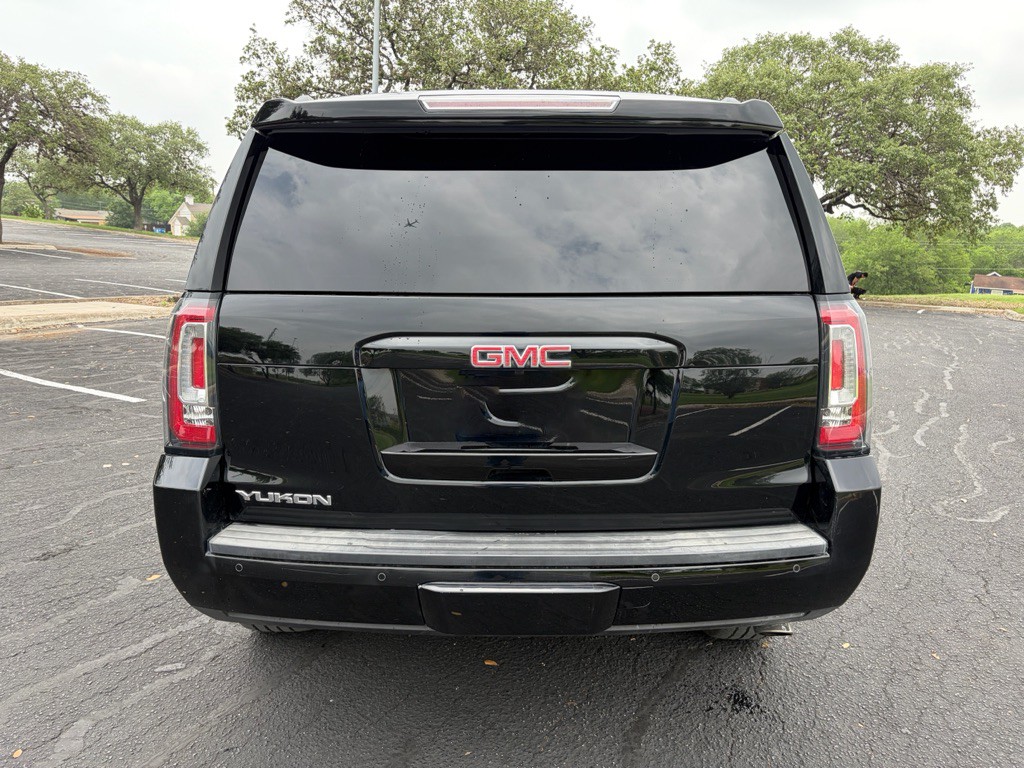 2017 GMC Yukon Image 6