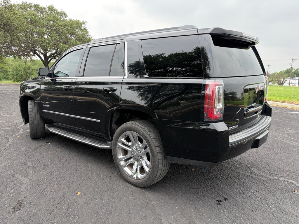 2017 GMC Yukon Image 7
