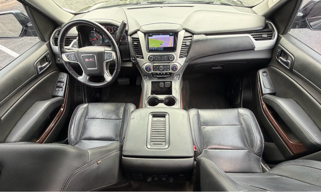 2017 GMC Yukon Image 9
