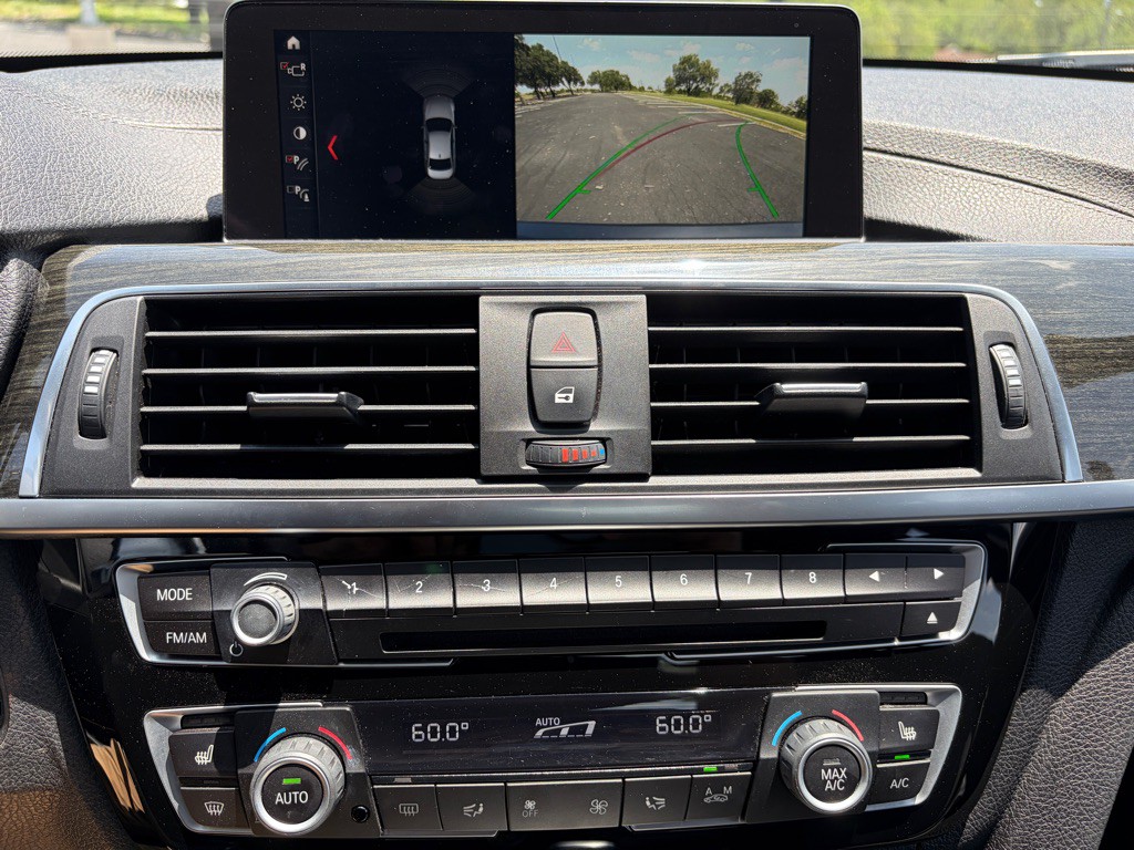 2018 BMW 3 Series Image 12