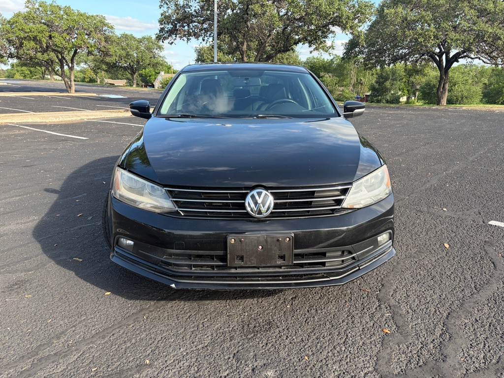 2015 Volkswagen Jetta Image 2