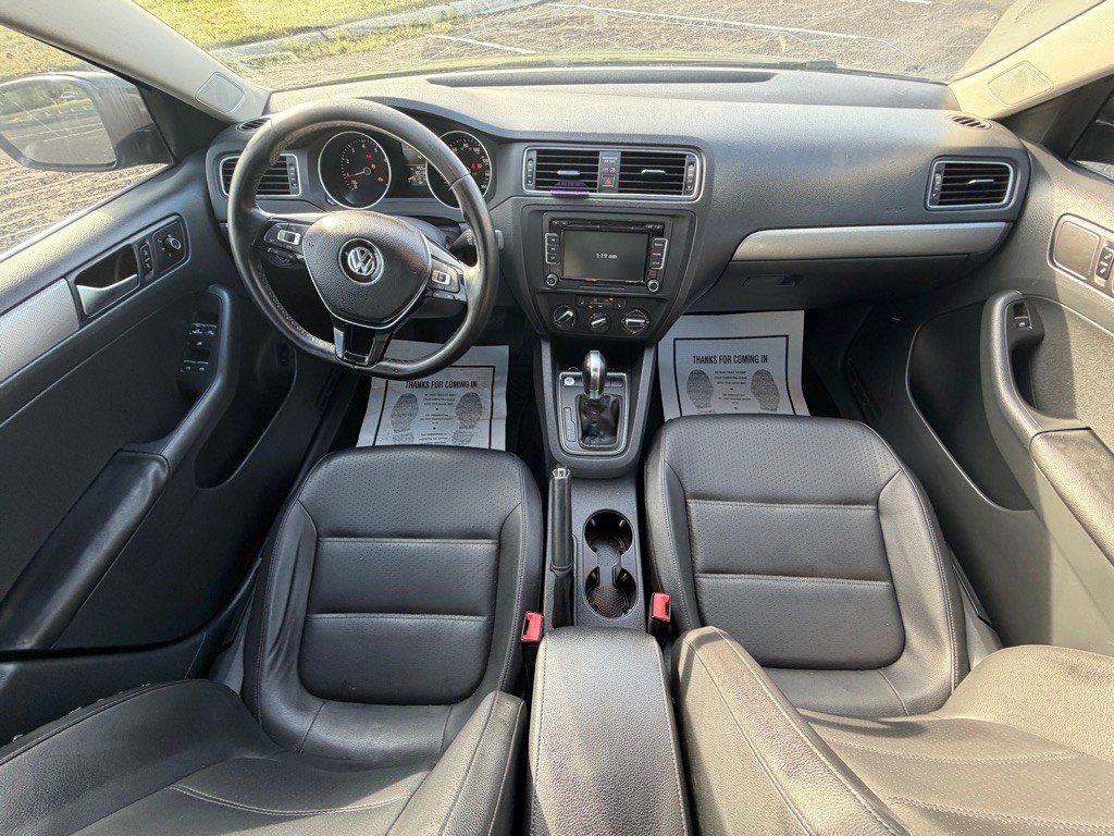 2015 Volkswagen Jetta Image 10