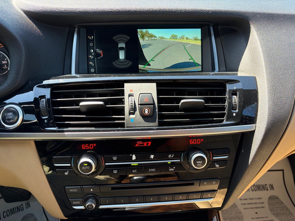 2017 BMW X3 Image 9