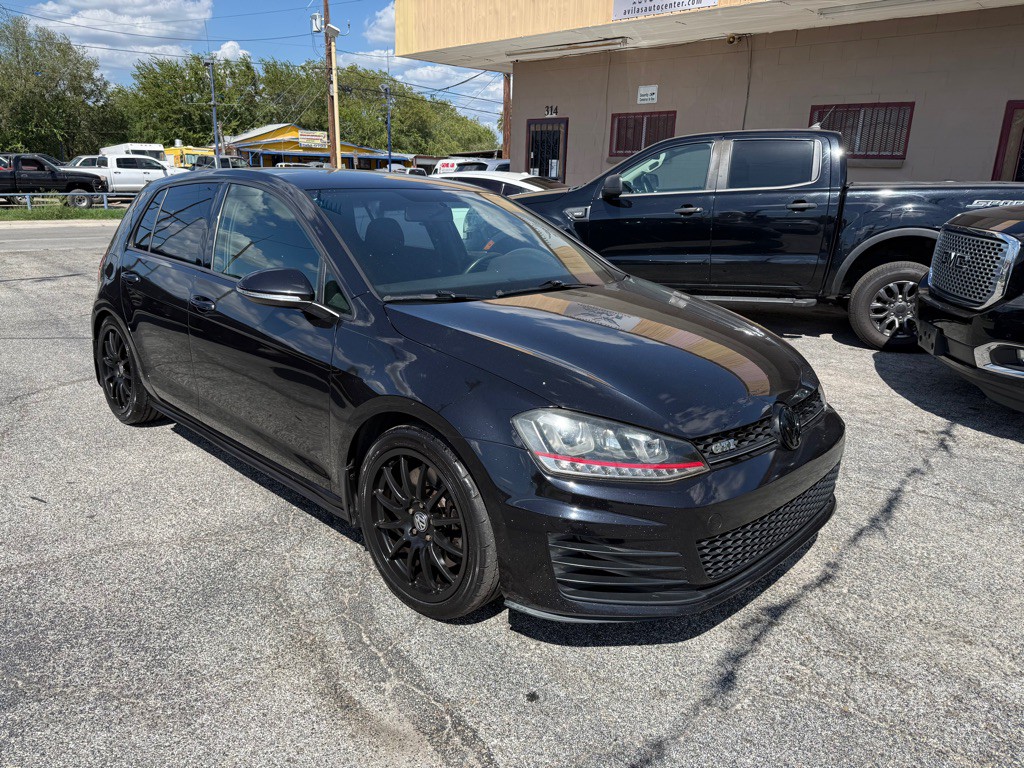 2015 Volkswagen GTI Image 4