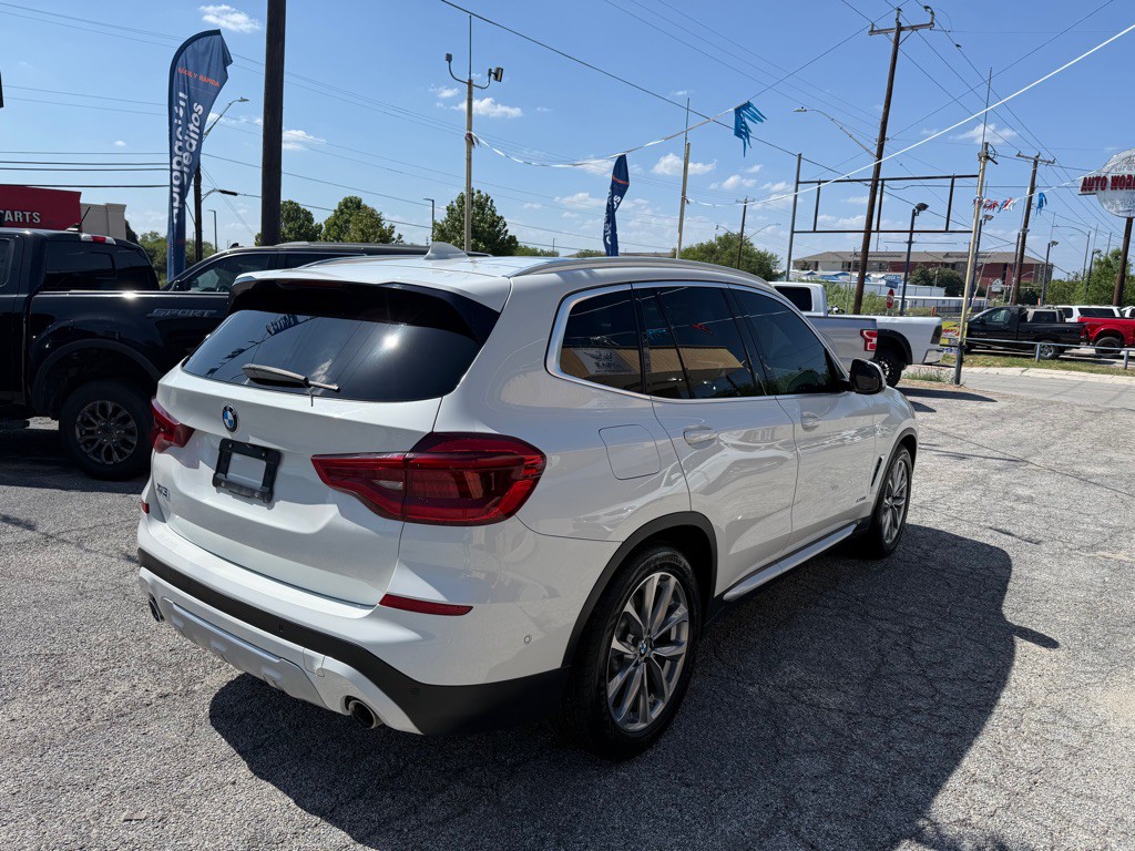 2018 BMW X3 Image 3
