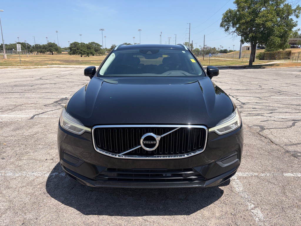 2019 Volvo XC60 Image 2