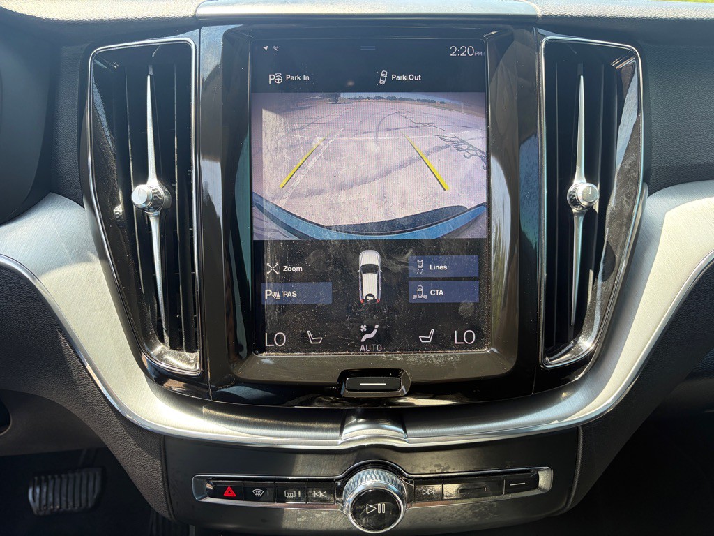 2019 Volvo XC60 Image 10