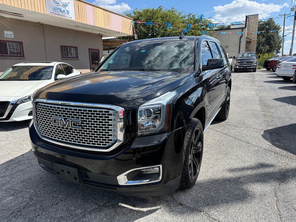 2017 GMC Yukon Image 1