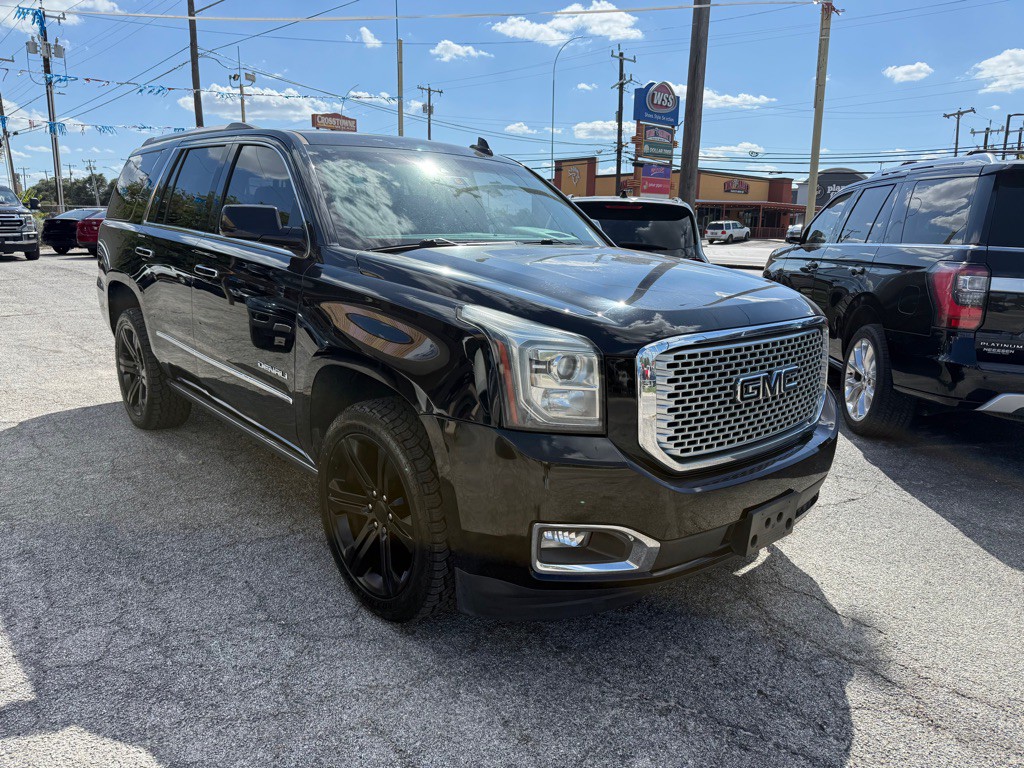 2017 GMC Yukon Image 4