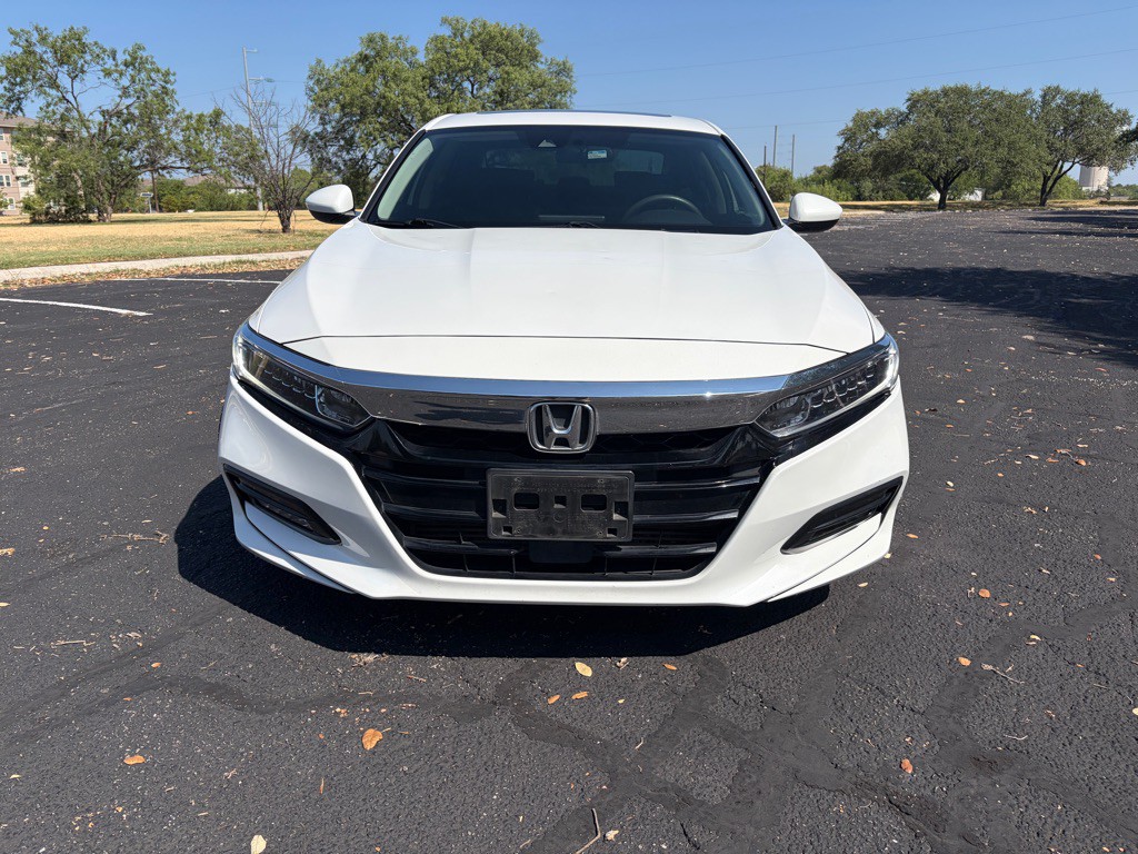 2019 Honda Accord Image 2