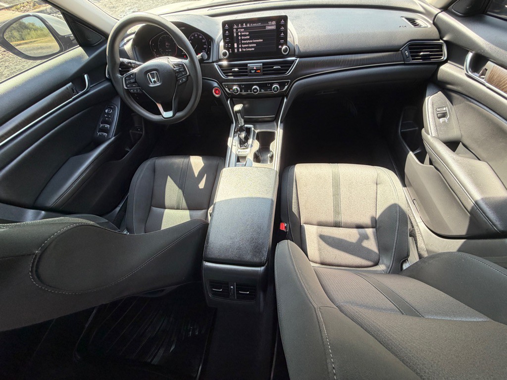 2019 Honda Accord Image 11