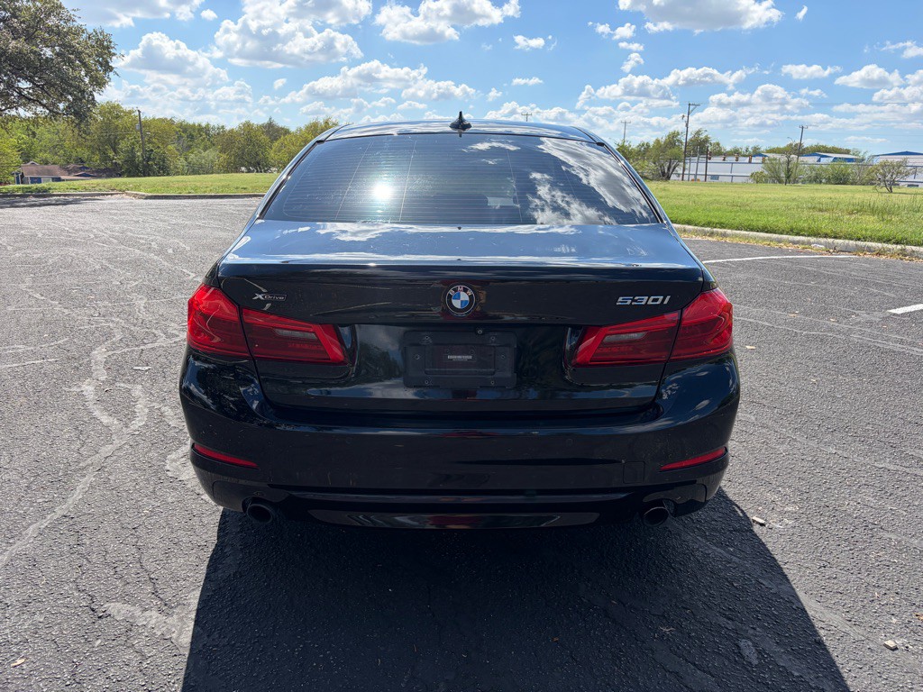 2018 BMW 5 Series Image 6
