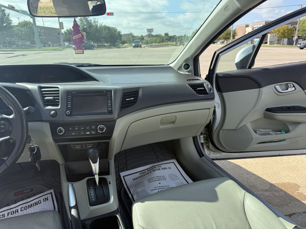 2012 Honda Civic Image 18
