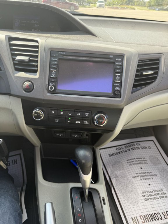 2012 Honda Civic Image 24