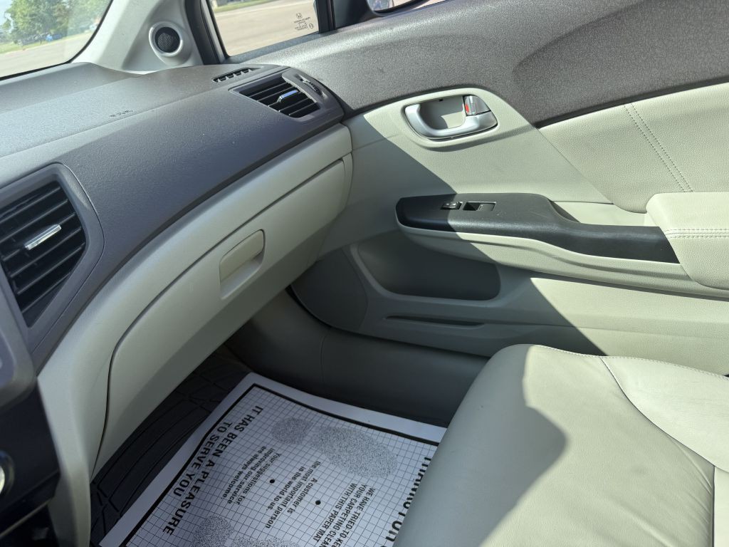 2012 Honda Civic Image 26