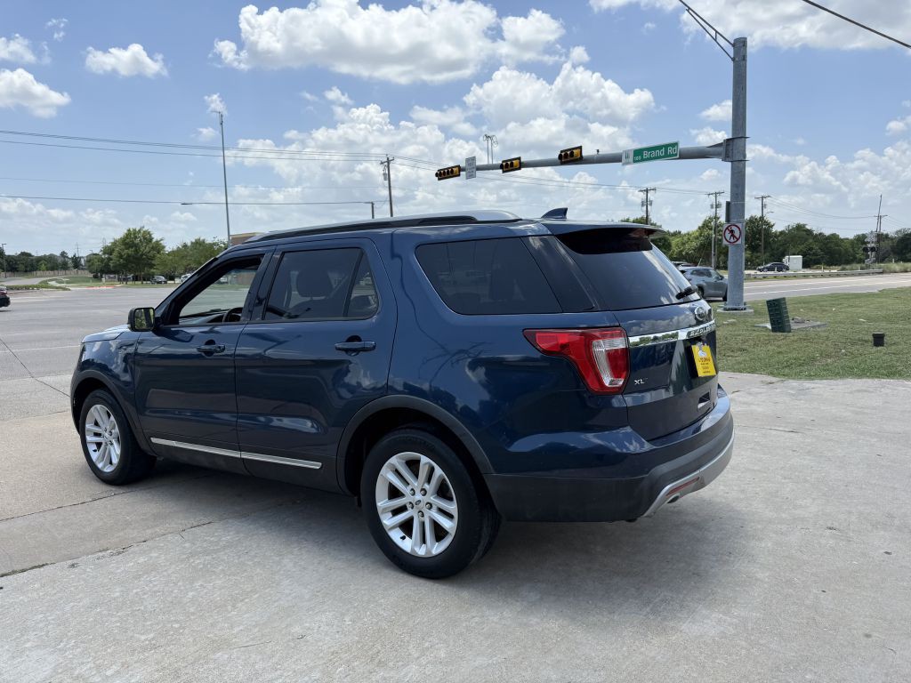 2016 Ford Explorer Image 5