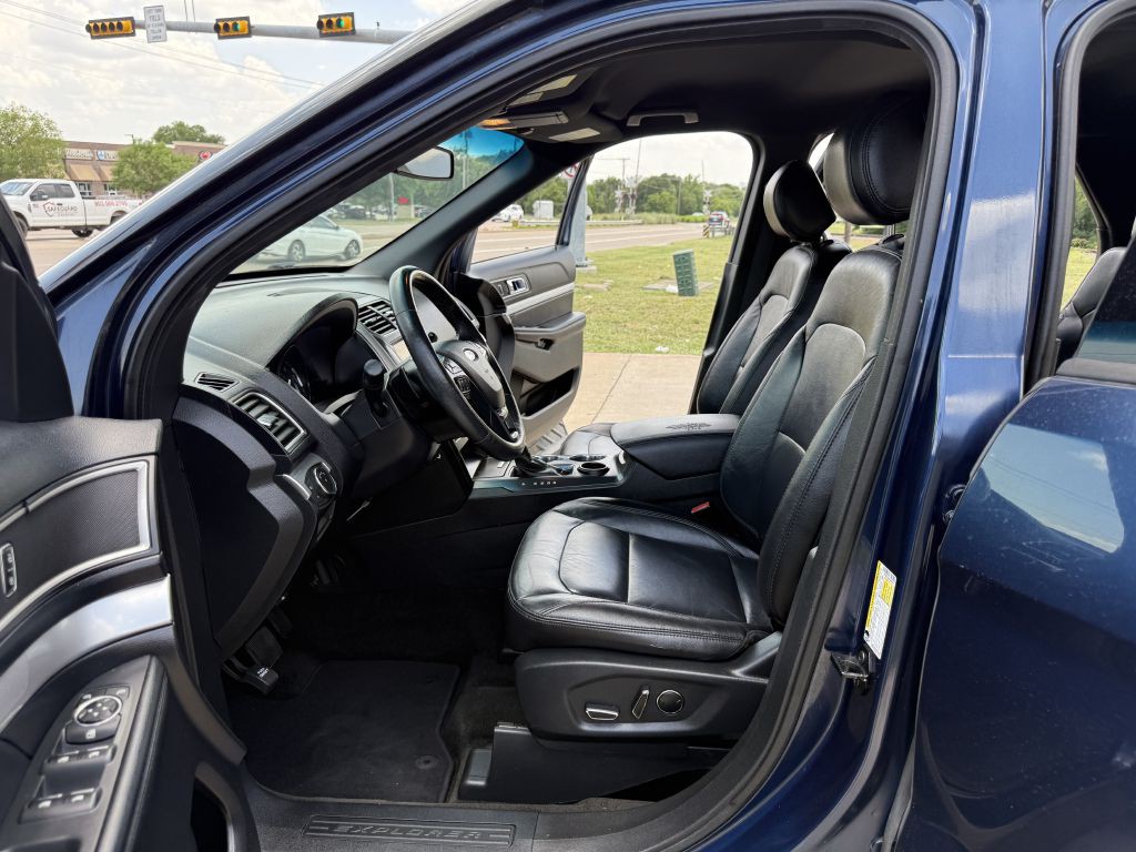 2016 Ford Explorer Image 12