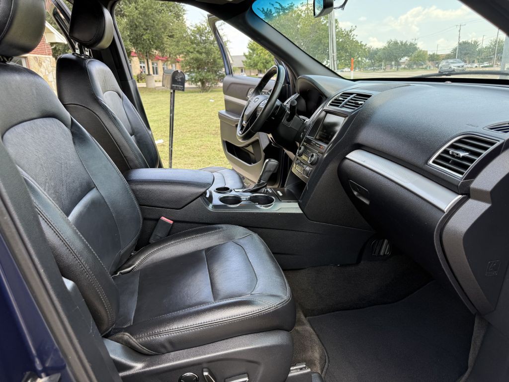 2016 Ford Explorer Image 15