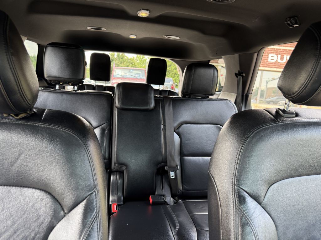 2016 Ford Explorer Image 20