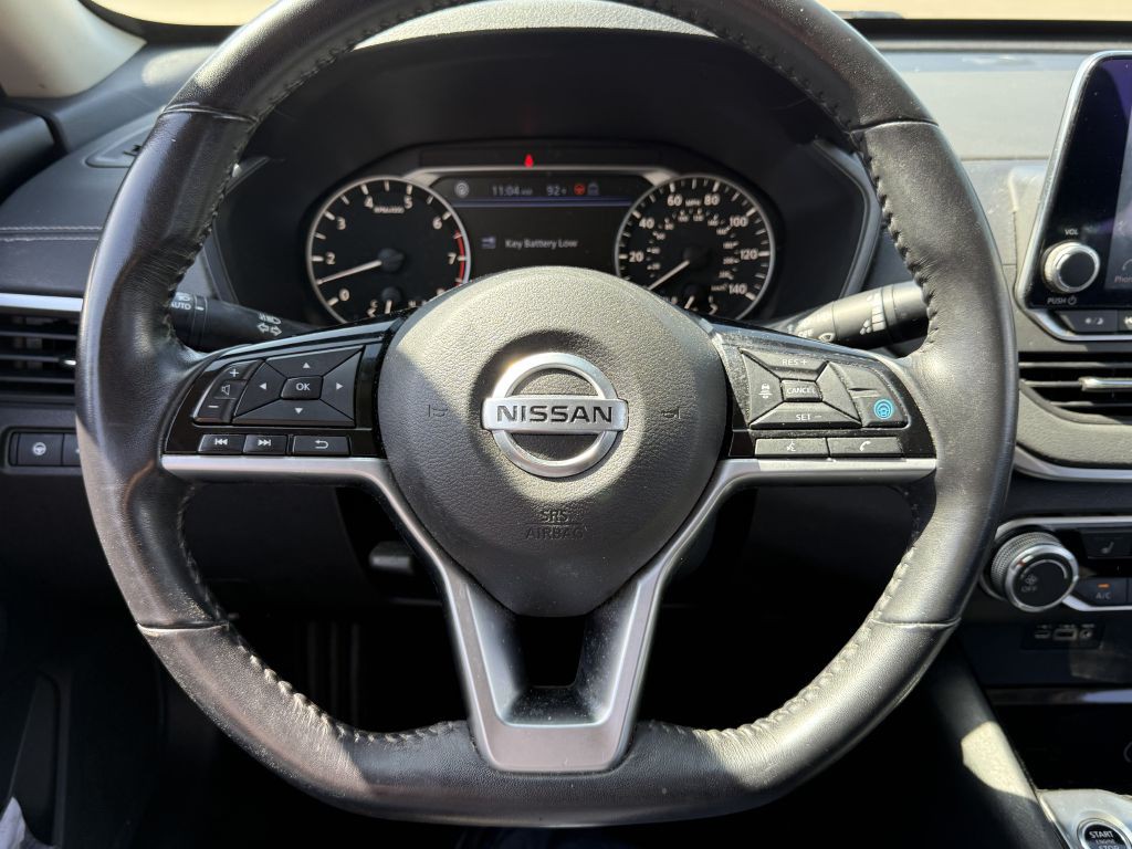 2021 Nissan Altima Image 19