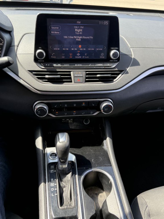 2021 Nissan Altima Image 26