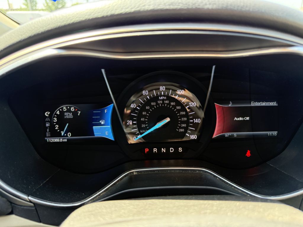 2014 Ford Fusion Image 24
