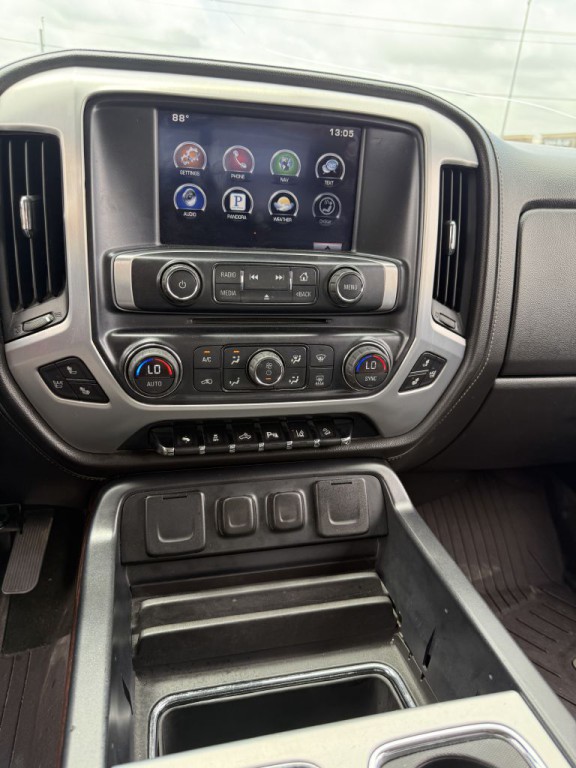 2015 GMC Sierra Image 31