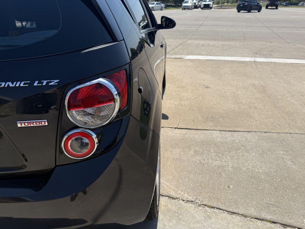 2013 Chevrolet Sonic Image 10